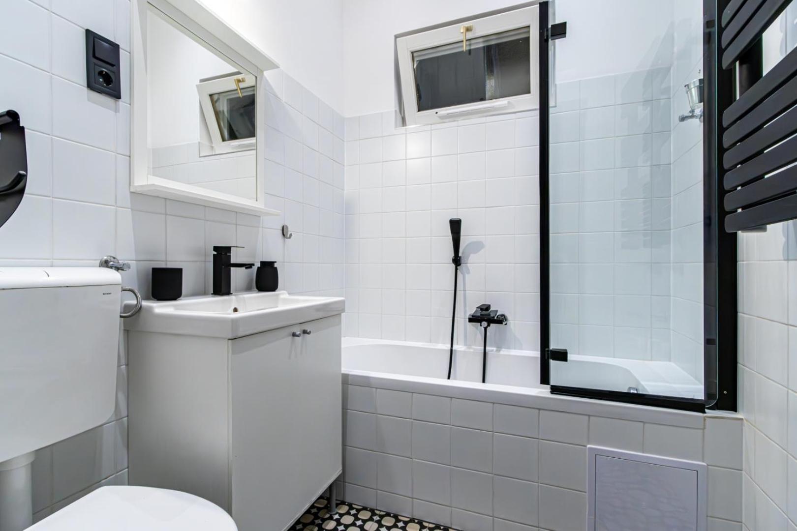 Oasis Apartment On The Broadway With Ac Budapeste Exterior foto