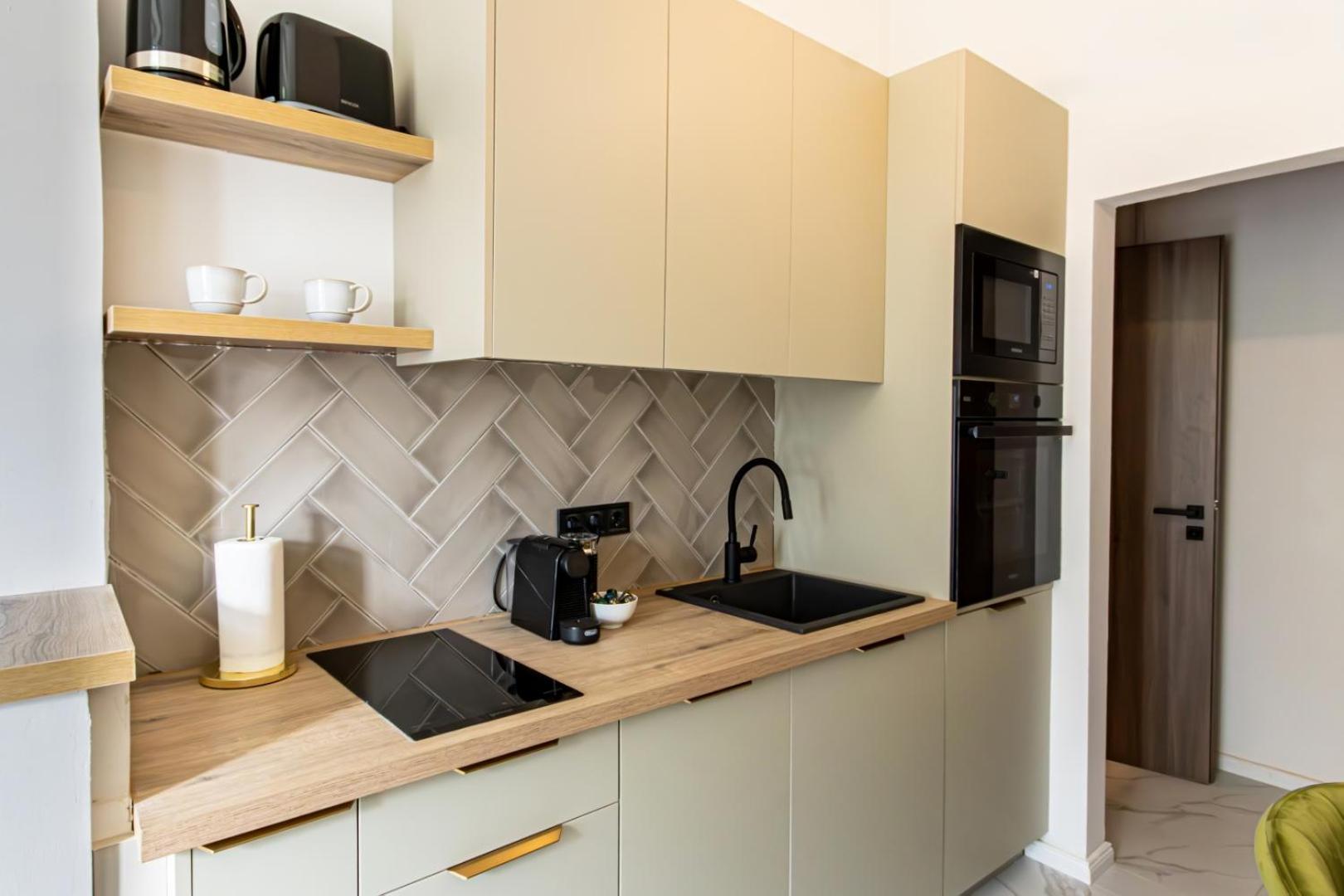 Oasis Apartment On The Broadway With Ac Budapeste Exterior foto