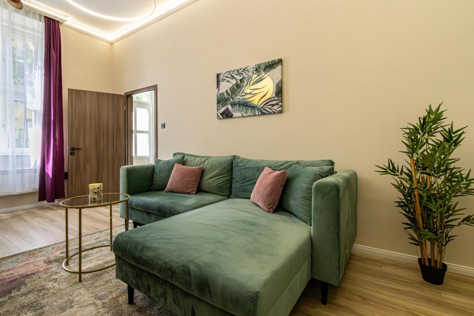 Oasis Apartment On The Broadway With Ac Budapeste Exterior foto